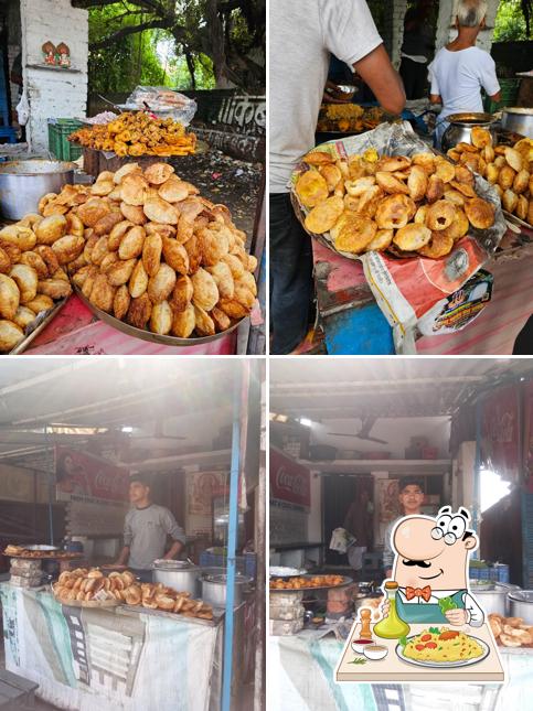 Safedabad khasta famous