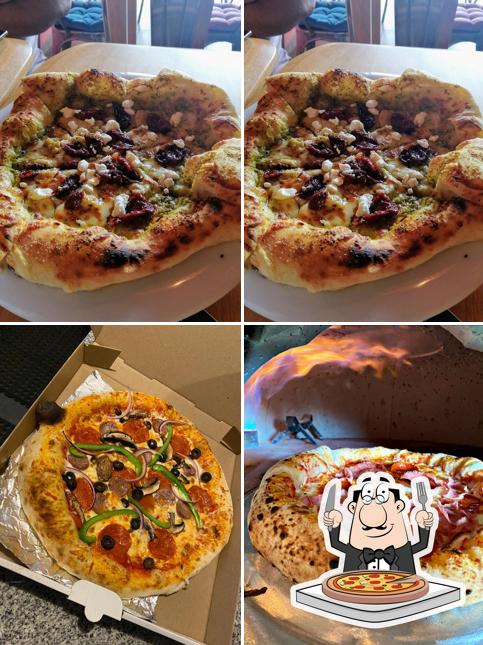 Elige una pizza en Yuyu pizzería napolitana