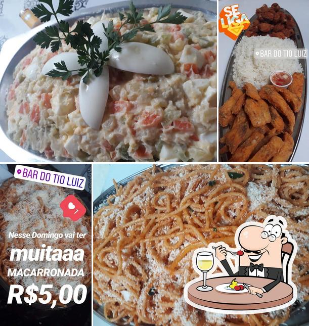 Comida em Bar do tio Luiz