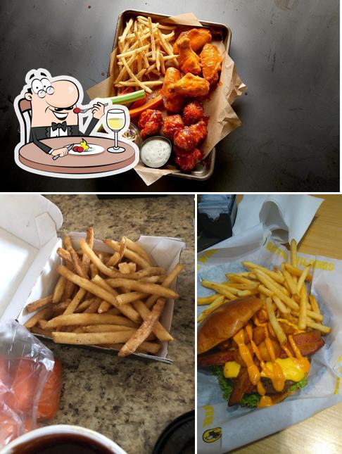 Buffalo Wild Wings in Racine Restaurant menu and reviews