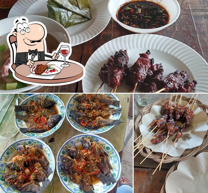 Sate Maranggi Lesehan TK (Tanjakan Kalikupu), Karawang - Restaurant ...