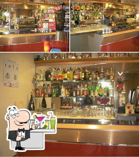 Guarda questa immagine di Bar Centrale