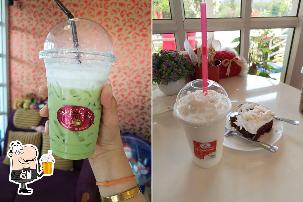 Miss Cake (เค้กมะพร้าวน้ำหอม), Bangkok, 67 Soi Chaloem Phrakiat Rama 9