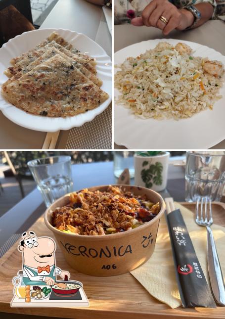 Riz cantonais à YILI café & restaurant