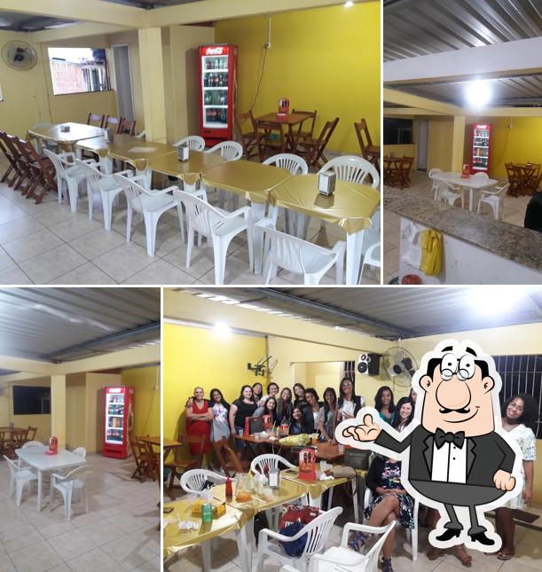 O interior do Luciana Lanches