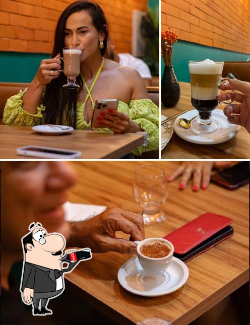 Café em Galeria Café