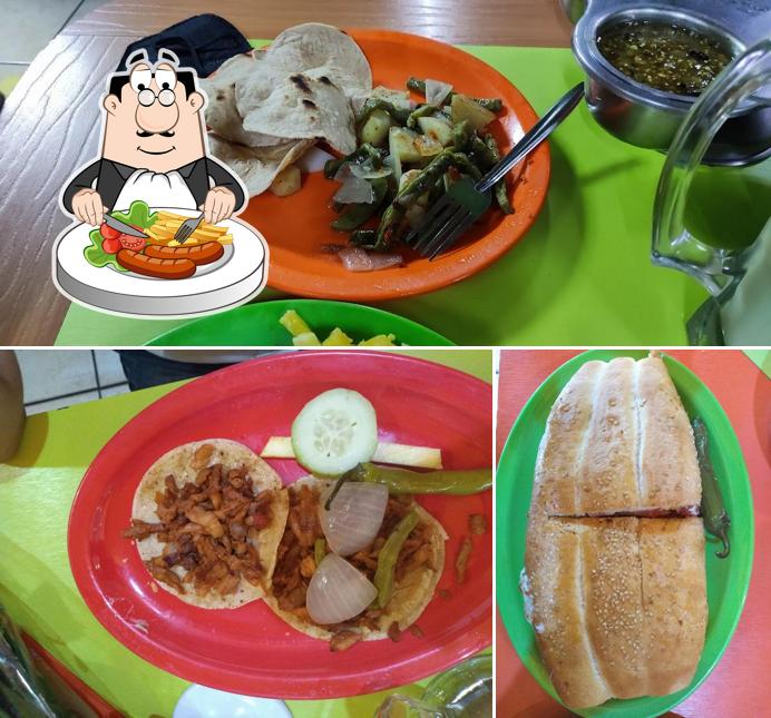 Еда в "Tacos Milenio, Av. de los Patos"