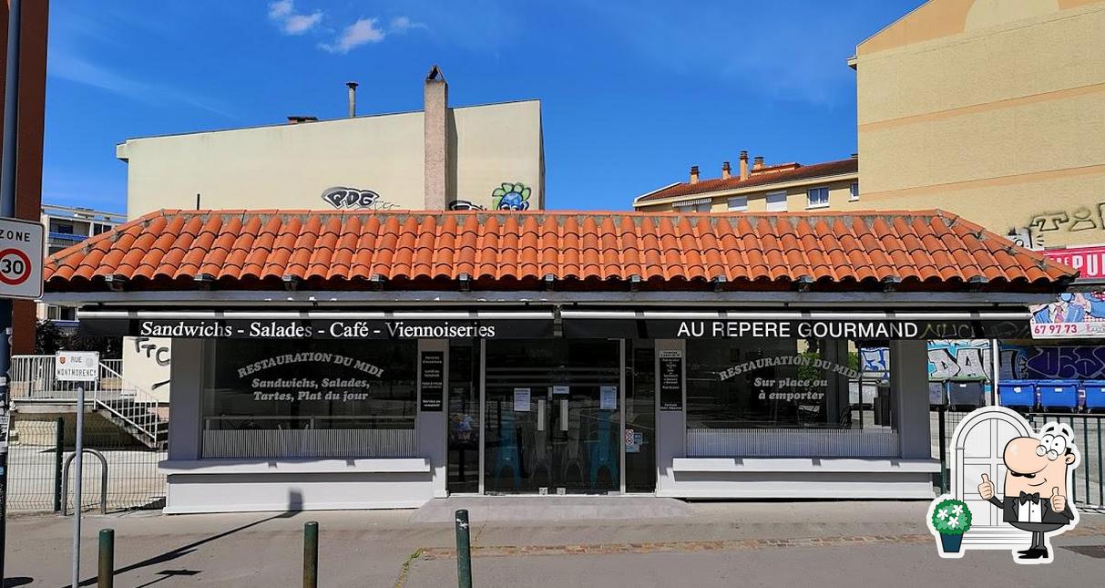 L'extérieur de Au Repère Gourmand