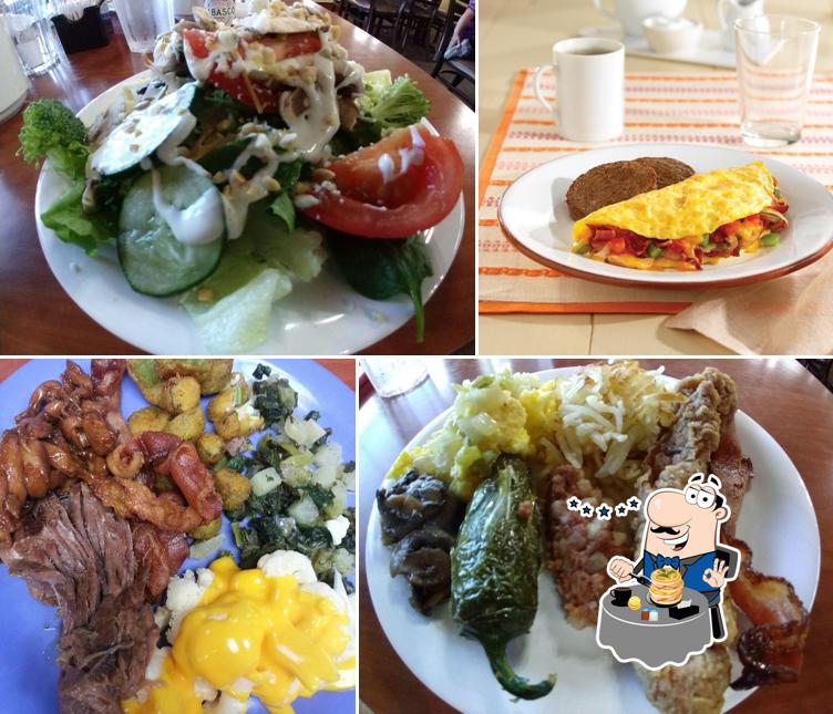 Golden Corral Buffet & Grill, 7700 W Stockton Blvd in Sacramento