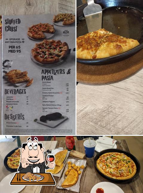 Order pizza at Pizza Hut