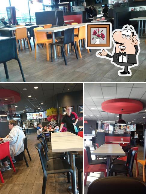 Découvrez l'intérieur de KFC Dole Choisey