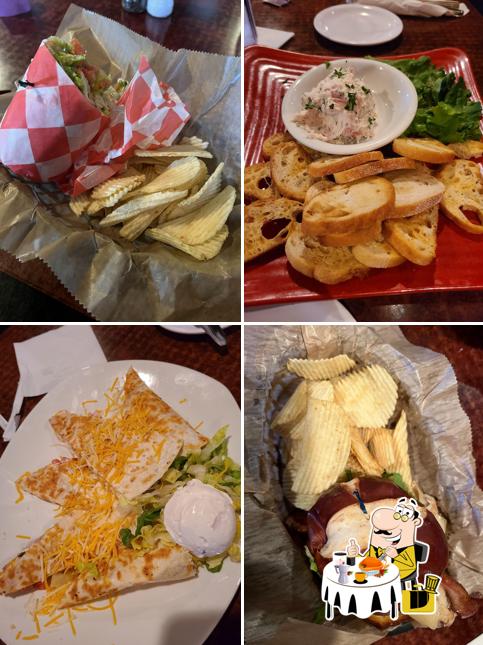 The Side Door Saloon in Petoskey Restaurant menu and reviews