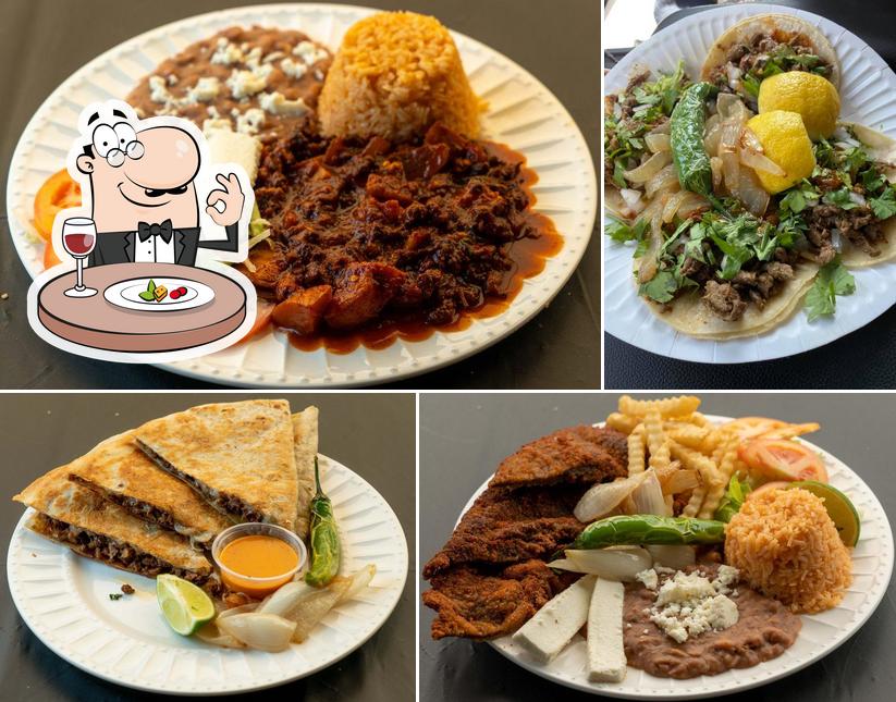 Taqueria El Rey in Salinas Restaurant menu and reviews