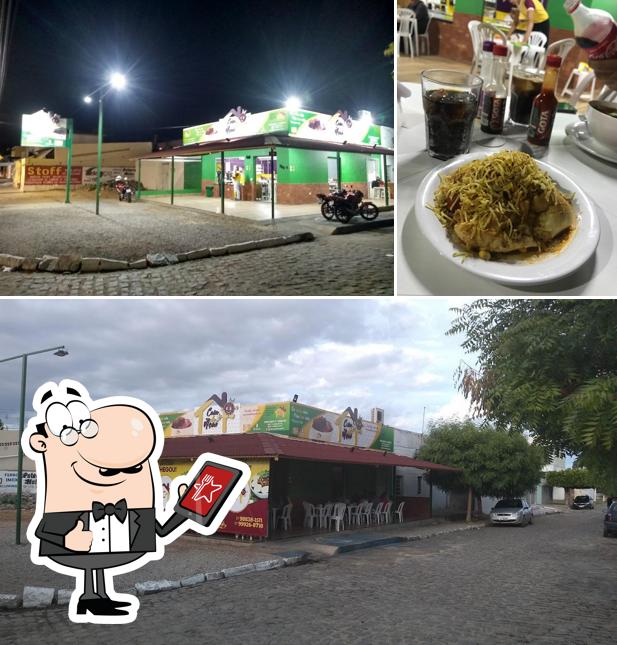 A exterior e interior do restaurante