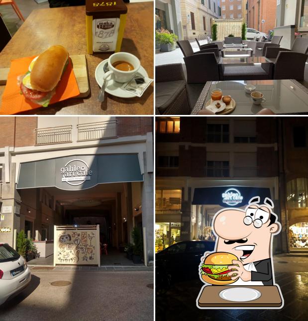 Ordina un hamburger a Galileo Art Cafè