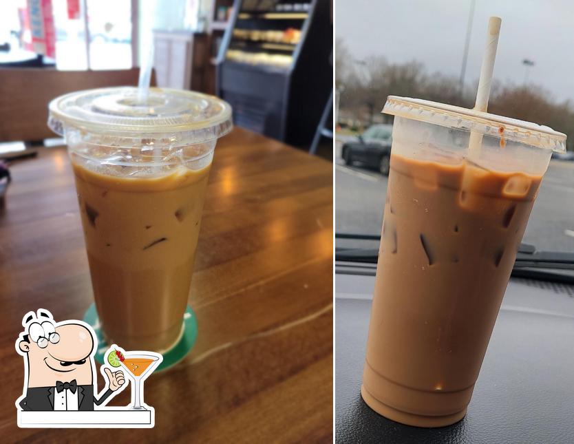 Lucky Cup Coffee Shop, 928 Diamond Springs Rd Unit 108 in Virginia