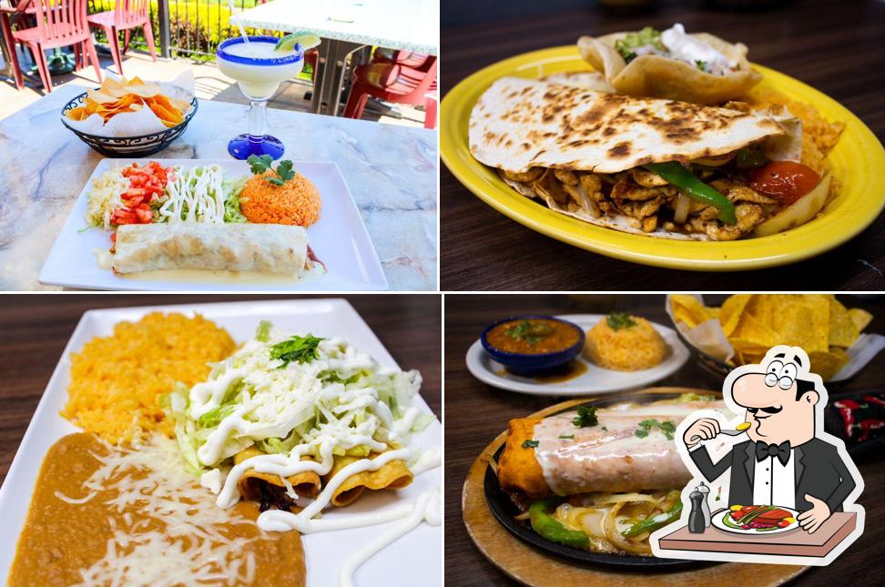 Блюда в "Viva La Fiesta Mexican Restaurant"