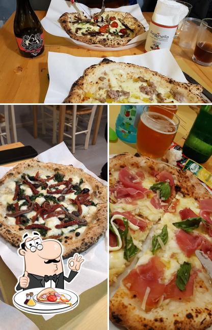 Prova una pizza a Reginella - Pizzeria