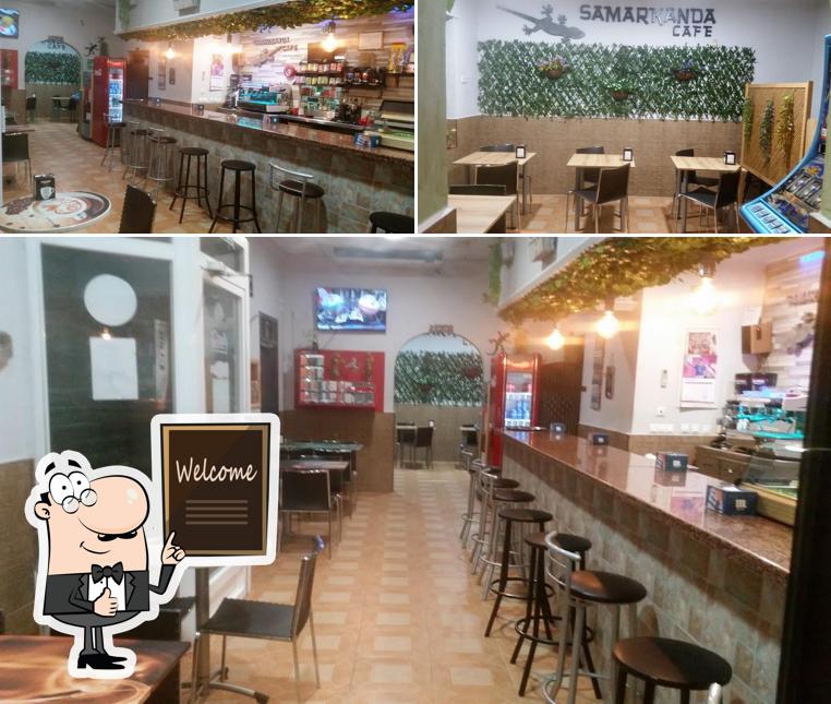 Look at this photo of Samarkanda Café