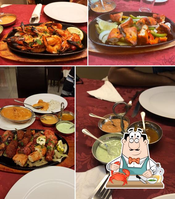 Попробуйте блюда с морепродуктами в "Best of India Tandoori Restaurant"
