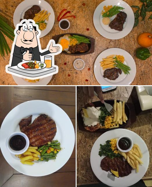 Еда в "Dapur Steak 76"