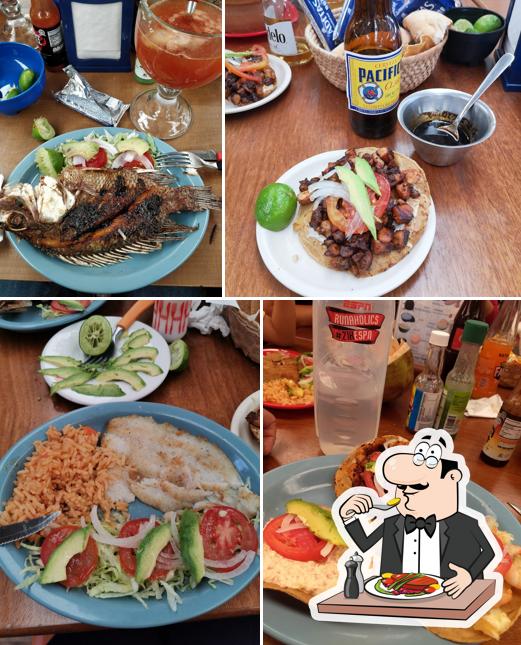 Mariscos El Puerto De Alvarado restaurant, Pachuca, Carr. Cdad.  Sahagún-Pachuca 511 - Restaurant reviews