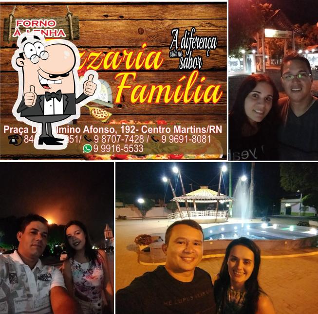 Here's a picture of Pizzaria Família