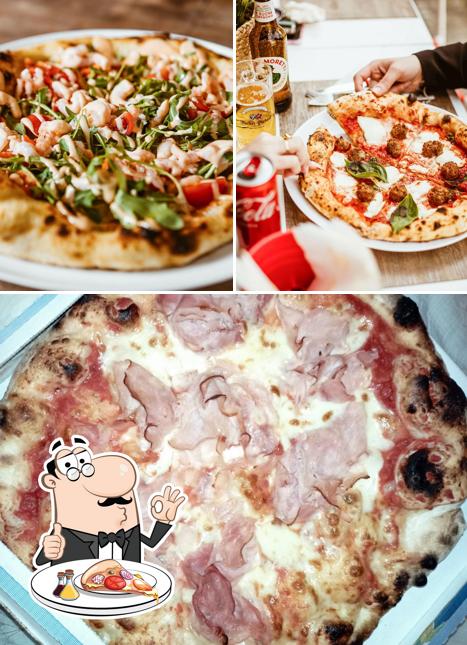 A Pizzeria Orlando, puoi ordinare una bella pizza