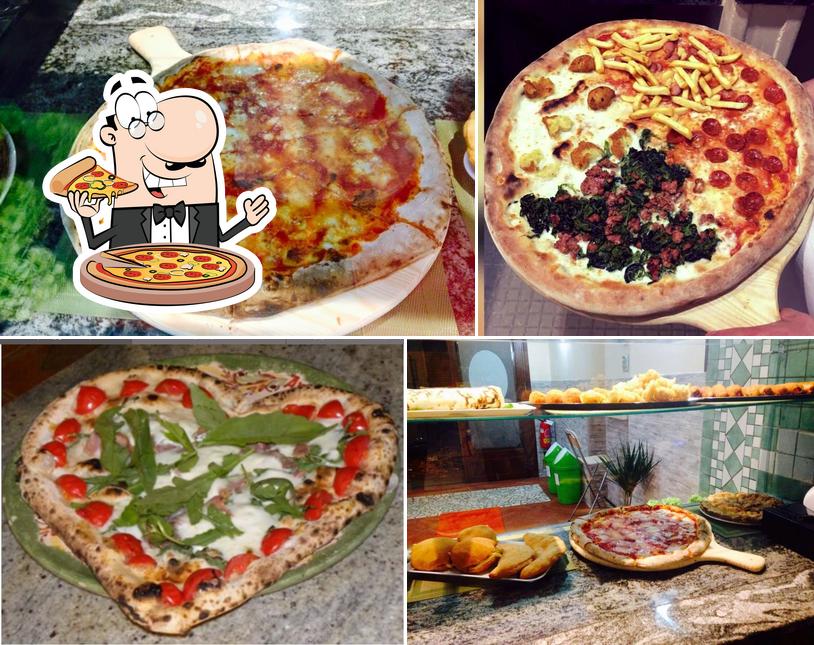 Ordina tra le svariate varianti di pizza