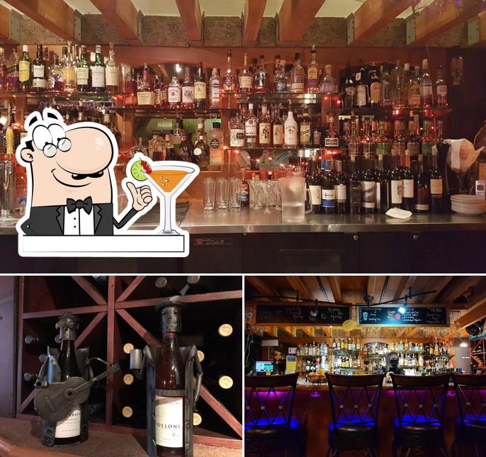 T. Paul's Supper Club in Astoria Restaurant menu and reviews
