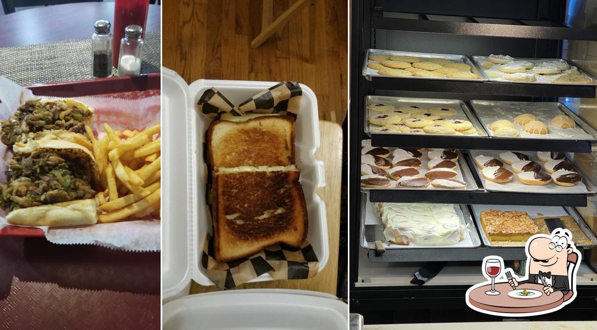 DeMario's Eatery in Chittenango Restaurant menu and reviews