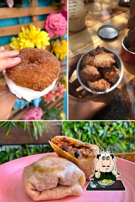 Sugar Taco, 7257 Melrose Ave in Los Angeles Restaurant menu and reviews