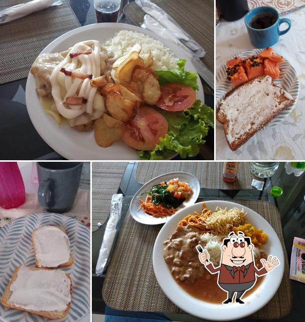 Comida em Restaurante Feito Em Casa