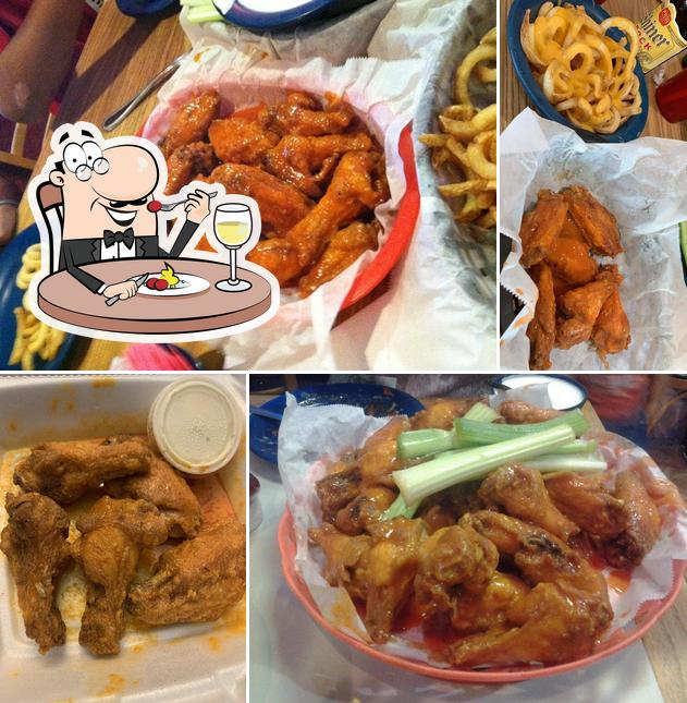 Food at Wings 'n Things