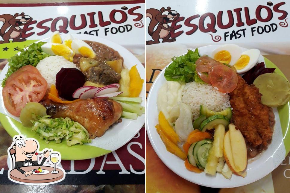 Platos en Esquilo's Fast Food