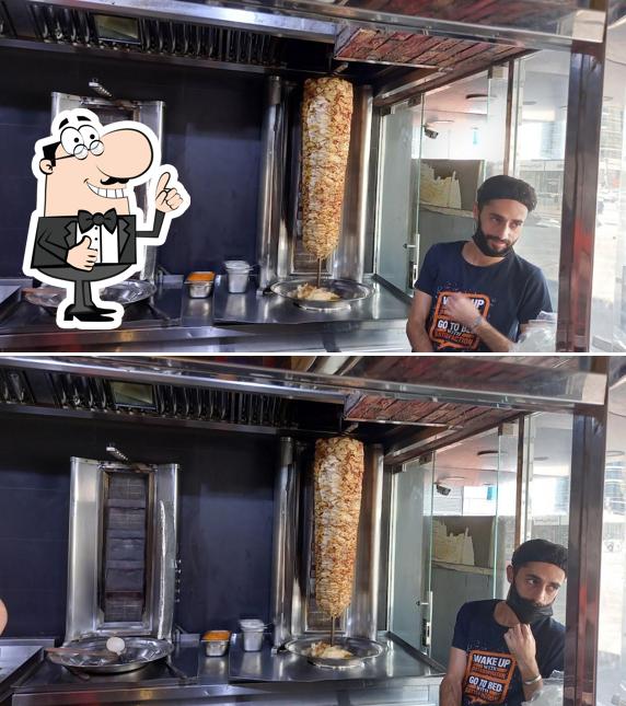 Broasted King Fresh Shawerma Restaurant Hamdan Branch, Abu Dhabi