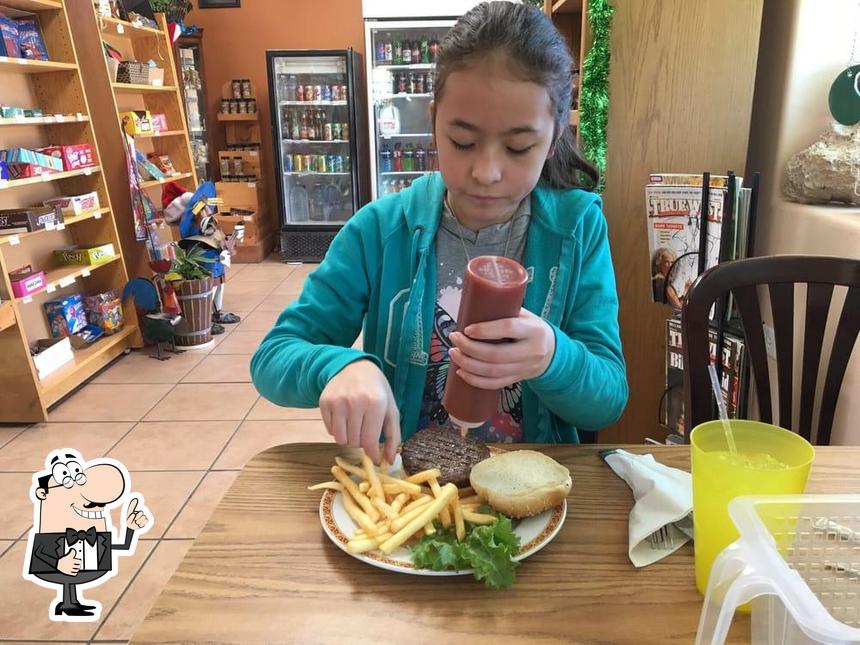Cool Water Cafe in Wikieup Restaurant menu and reviews