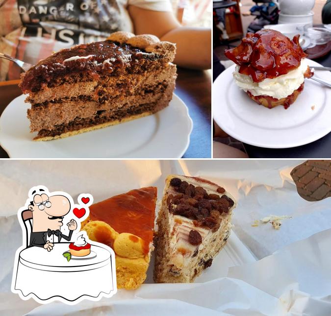 "Café Kluntje" предлагает разнообразный выбор сладких блюд