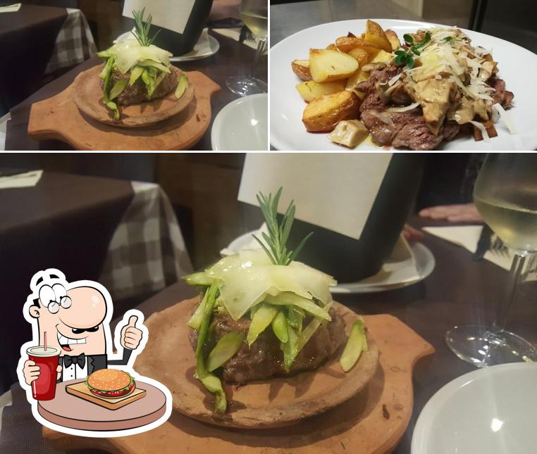 Prova un hamburger a Il Panìgo