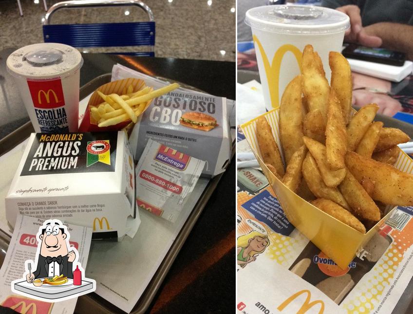 Peça cbatatas fritas francesas no McDonald's