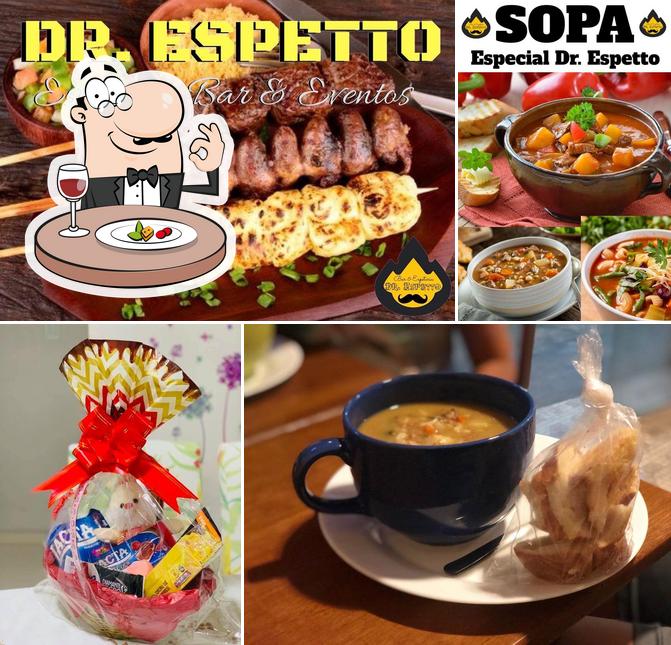 Comida em Dr. Espetto