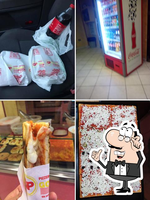Gli interni di Golden Pizza