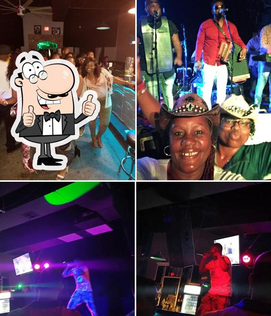 Ruffins' Downtown Daiquiri Lounge in Baton Rouge Restaurant reviews