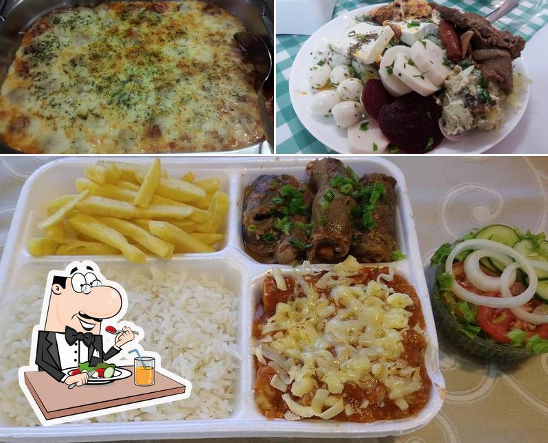 Comida em Restaurante Boa Mesa