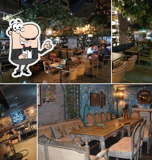 Check out how The Drunken Botanist looks inside