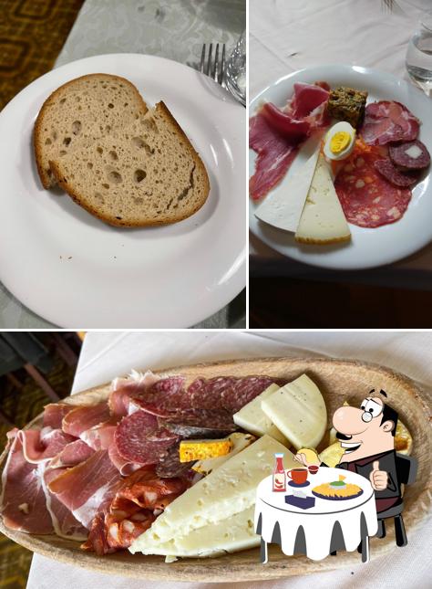 Piatto di formaggi al Ristorante Rifugio Campetto degli Alpini