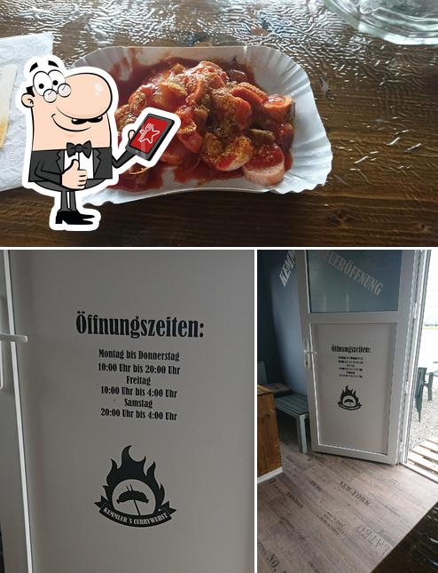 See the pic of Kemmler's Currywurst Express