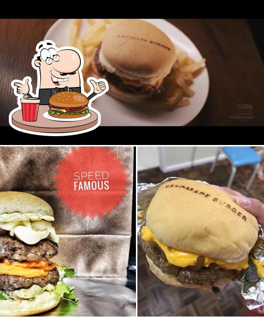 Peça um hambúrguer no Speed Burger Delivery Curitiba