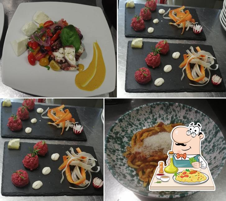 Cibo al Antica Trattoria dei Tetti