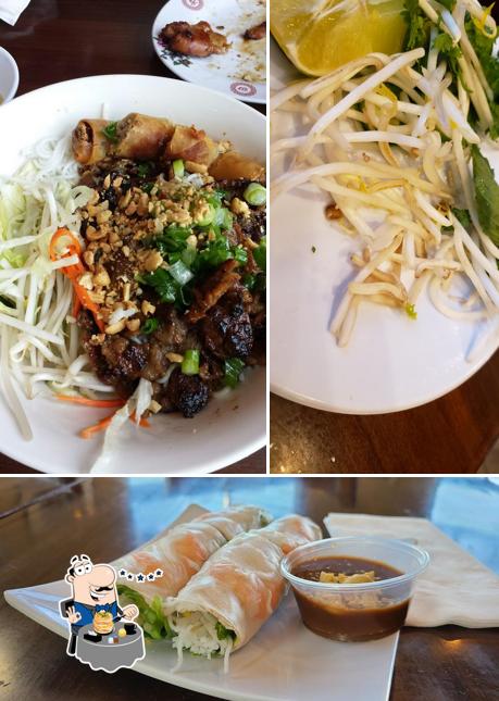Comida en Pho Saigon